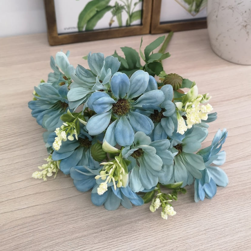 Искусственные цветы в Челябинске | Цветы искусственные «Ромашки с бутонами», голубые, букет