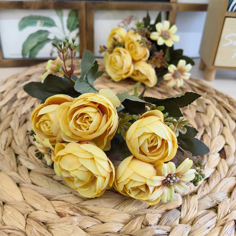 Искусственные цветы в Челябинске | Цветы искусственные «Камелии с мелкоцветом», желтые, букет